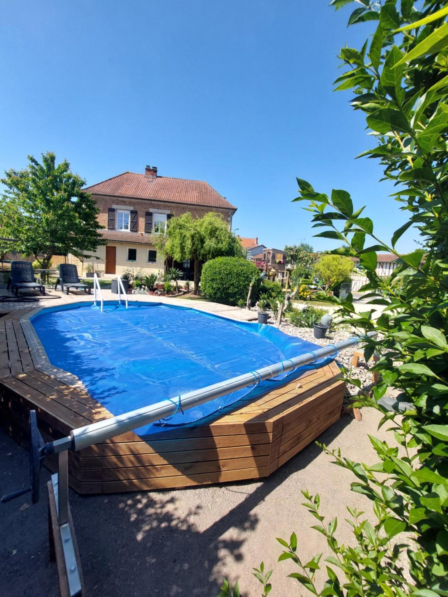 Chez Marie Hotel Drosnay Bagian luar foto
